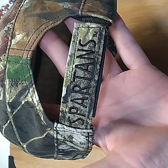 Mossy Oak Hat- SPARTANS - Picture 8 of 11